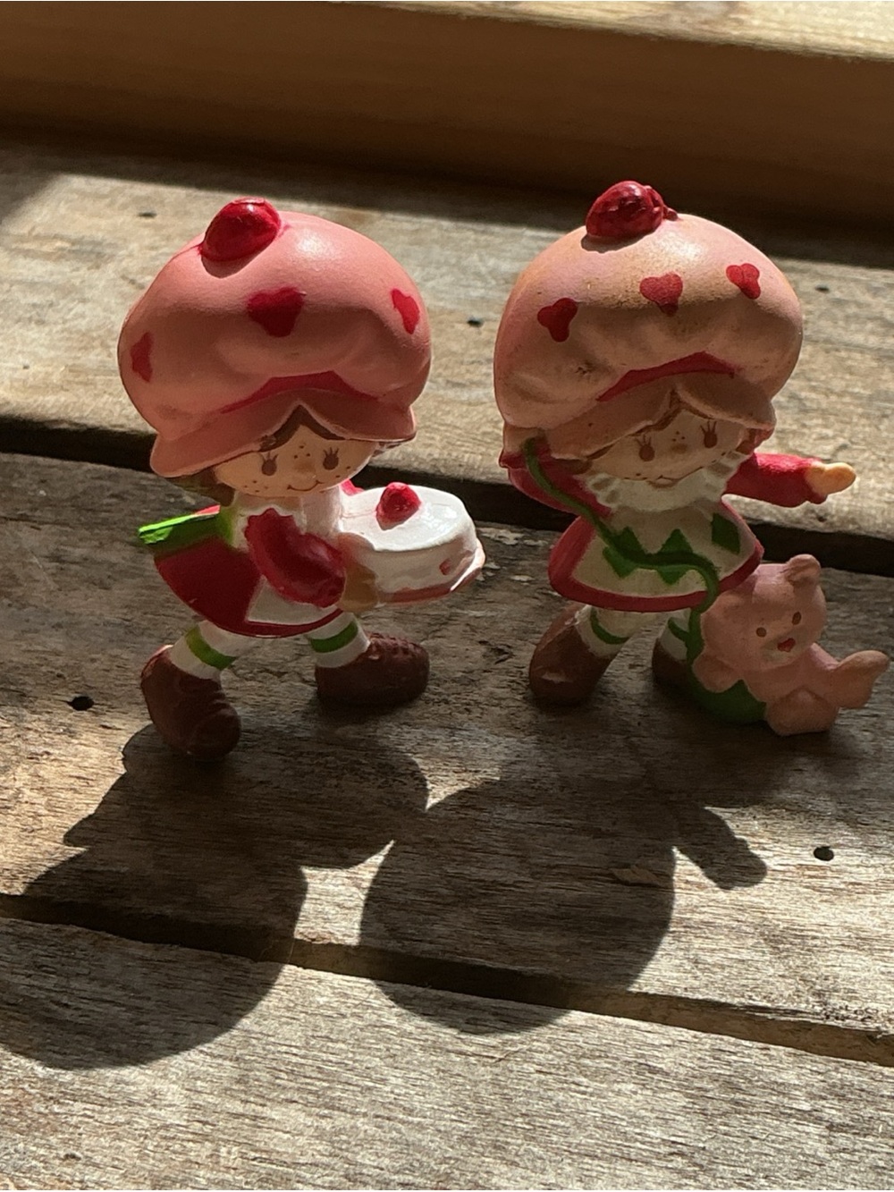 1983 Strawberry Shortcake Style Toy Figurines w cat/cake Set of 2 vintage toys - Picture 7 of 7